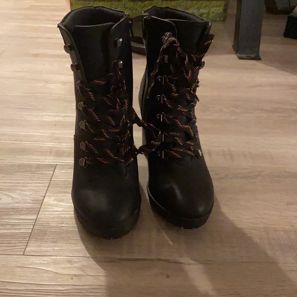 Black George boots - Picture 2 of 2